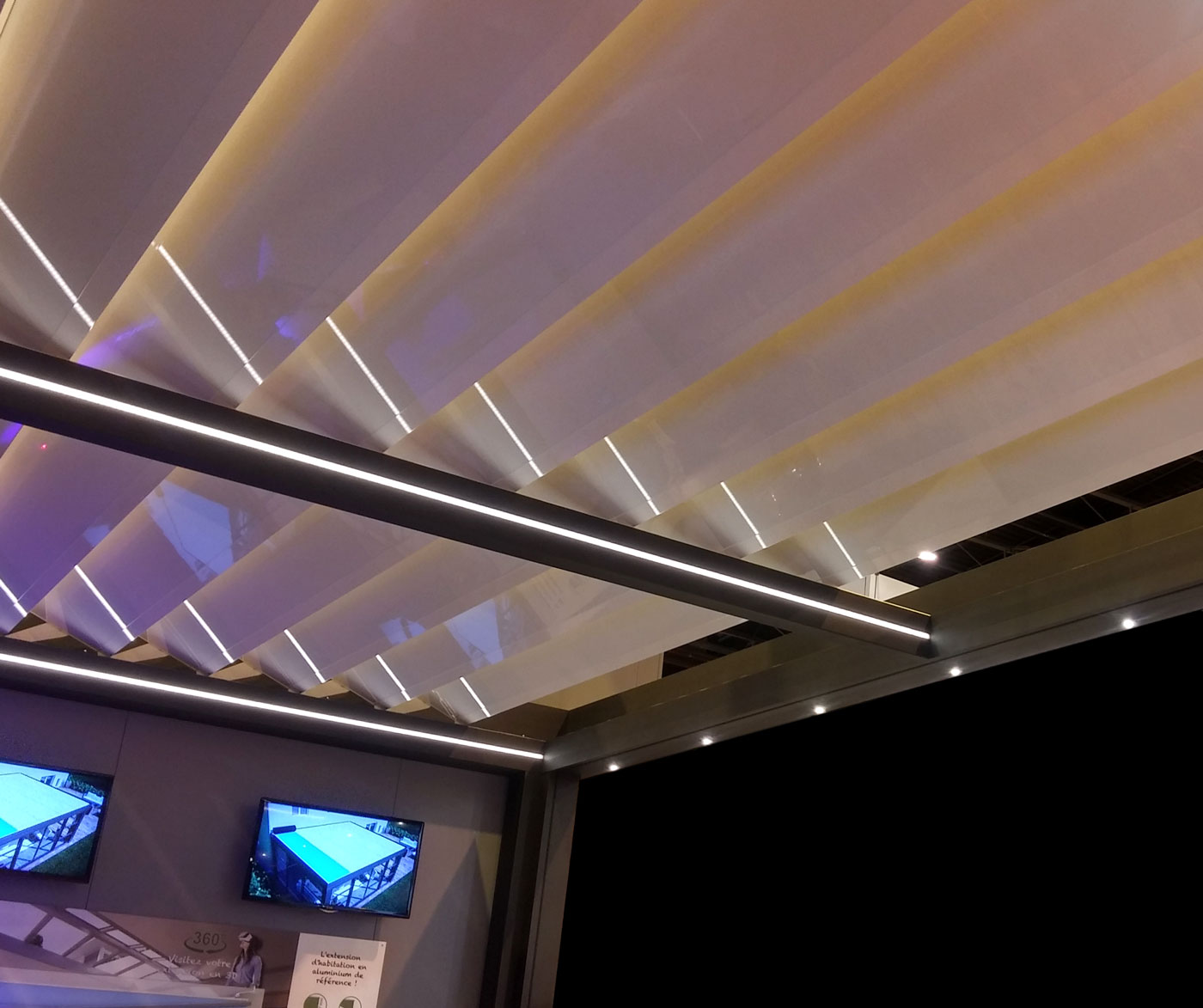 A301 Open (Biotermica) — pergola retrattile con isolamento termico e tetto piano, Skema Libero Latina e Roma