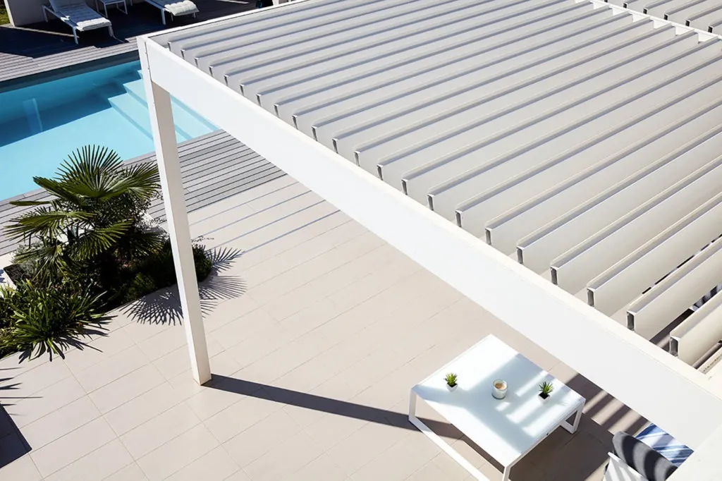 Pergola Bioclimatica ADARTE — pergola bioclimatica a lamelle orientabili (autoportante o addossata), Skema Libero Latina e Roma