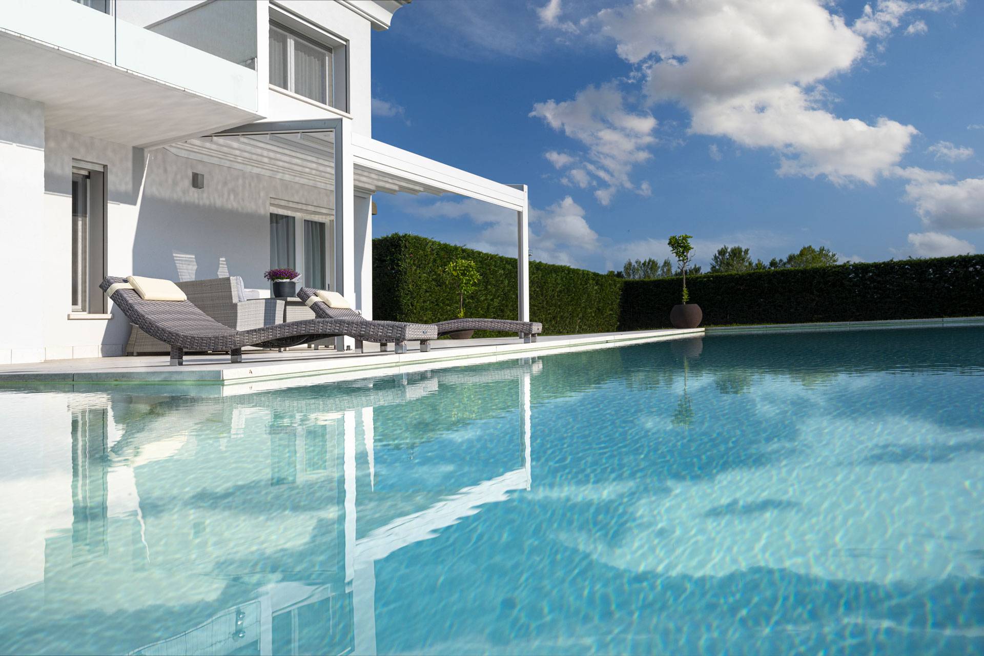Gennius Vega — KE Outdoor Design